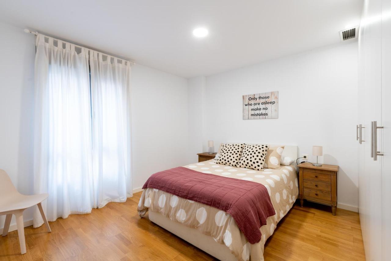 Piso Nuevo En Triana Apartment Seville Ngoại thất bức ảnh
